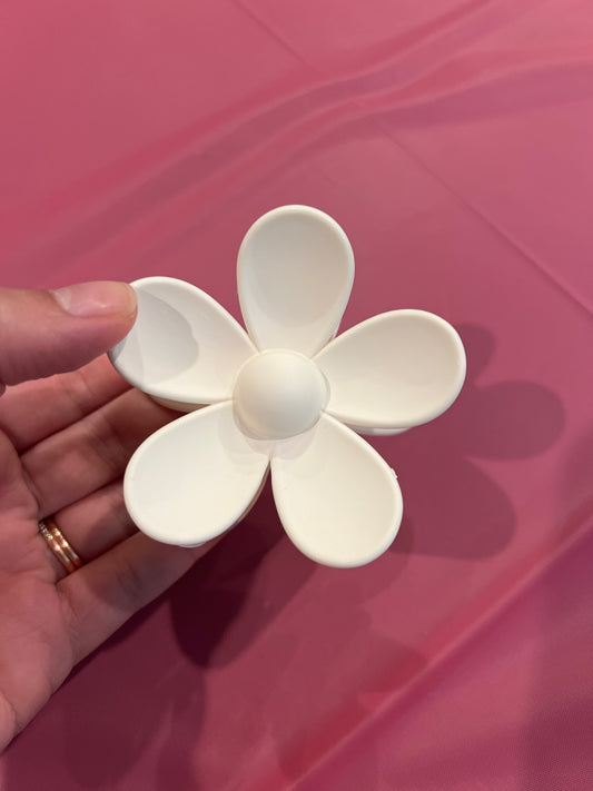 Flower Claw Clip White