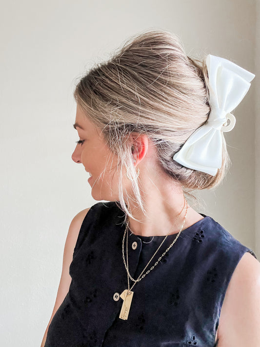 Bow Beauty Claw Clip